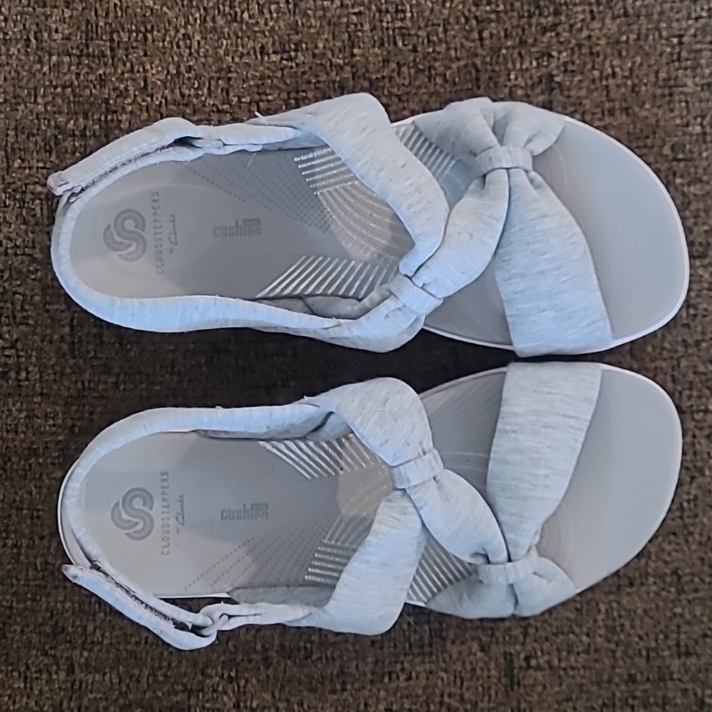 Clarks Cloudstepper Arla Primrose Gray Arch Support Sandals size 7